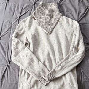 Guess Men's Cream Turtleneck Sweater